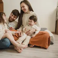 Anak perlu mengetahui etika bertamu saat berkunjung ke rumah orang (foto: Pexels/Arina Krasnikova)