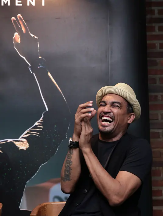 Penyanyi Glenn Fredly akan menggelar konser bertajuk #TNDMT pada 30 September mendatang. Koser ini sebagai persembahan atau tribute pada grup musik legendaris Slank. Acara akan digelar di Gandaria City Jakarta Selatan. (Deki Prayoga/Bintang.com)