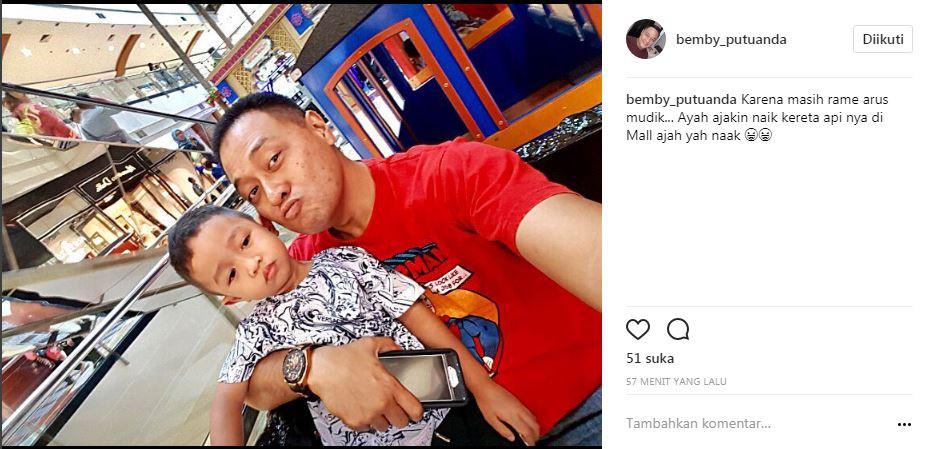 Jurus Jitu Bemby Putuanda Ajak Anak Naik Kereta Tanpa Berdesakan Showbiz Liputan6 Com