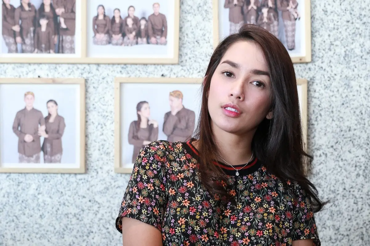 [Bintang] Ussy Sulistiawaty