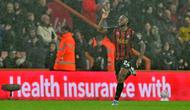 Penyerang Bournemouth asal Ghana #24, Antoine Semenyo, merayakan gol pertamanya dalam pertandingan Premier League Inggris antara Bournemouth dan Fulham di Stadion Vitality, Bournemouth, Inggris selatan, pada 3 Oktober 2025. (Glyn KIRK/AFP)