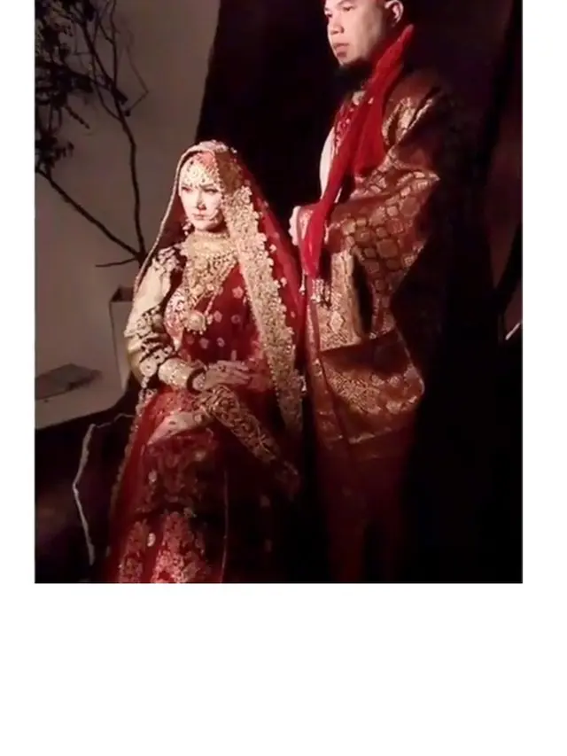 7 Pemotretan Ahmad Dhani dan Mulan Jameela dengan Busana ala India, Serasi Banget
