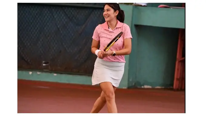 Potret Seru 8 Artis saat Main Tenis, Penampilannya Curi Perhatian