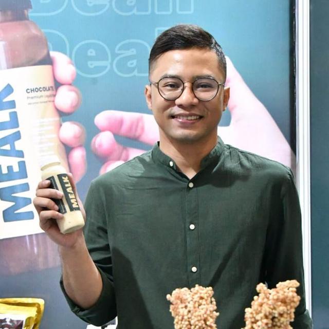 Mendukung Petani Sorgum dengan Membantu Orang Sibuk di Kota Lewat Minuman Bernutrisi.