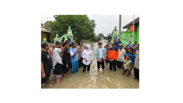 Khofifa Mendatangi Langsung Lokasi Banjir