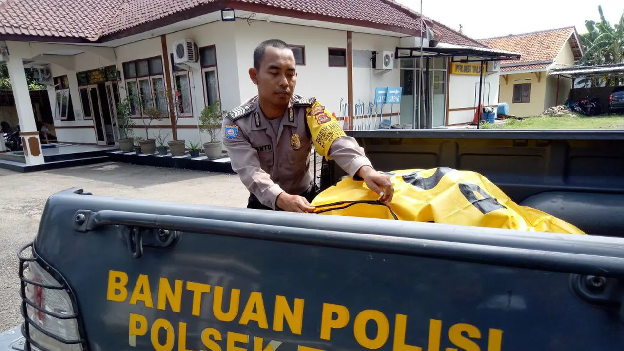 Geger Temuan Bayi di Saluran Irigasi Cirebon