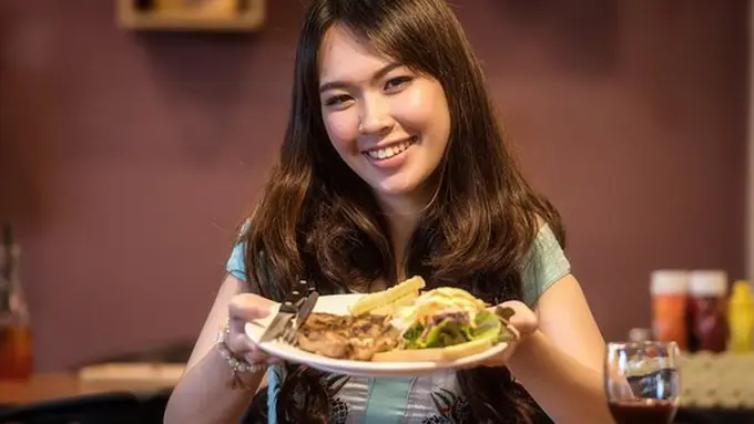 Petang hari waktu yang tepat untuk makan malam./Copyright pixabay.com