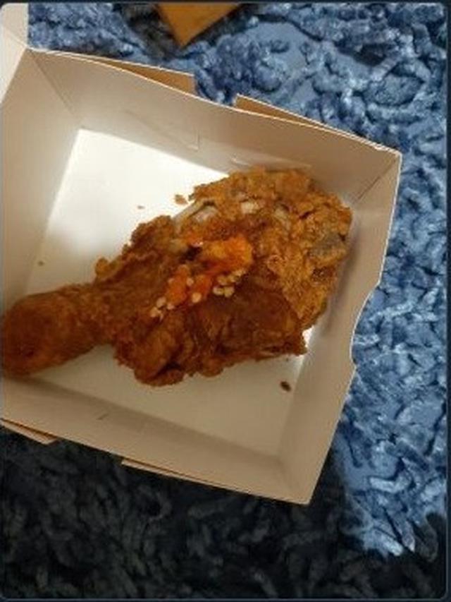 9 Potret Makanan Digeprek Ini Kelewat Absurd, Enggak Habis Pikir