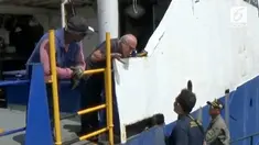 Banyak dari ABK asing ini tidak melapor ke imigrasi atau dokumennya telah habis masa berlakunya.