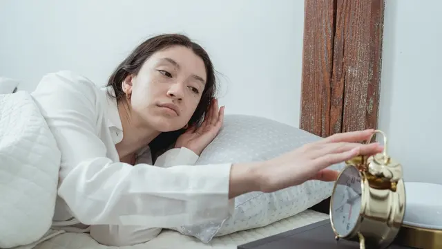 Ilustrasi bangun tidur