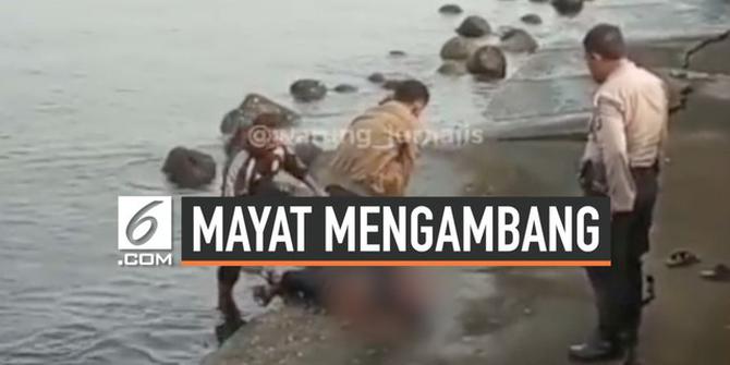 VIDEO: Ditemukan Jasad Pria Mengambang di Pantai Mutiara