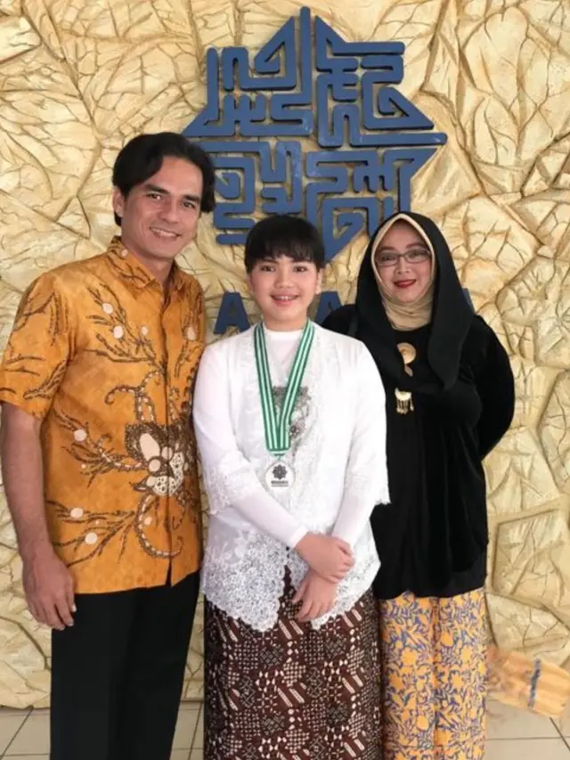 Kenangan Mendiang Rina Gunawan dan Putrinya. (Sumber: Instagram/rinagunawan28)
