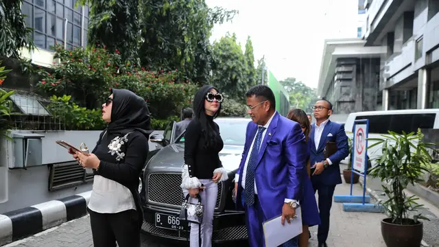 [Bintang] Syahrini