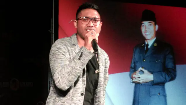 Rayen Pono