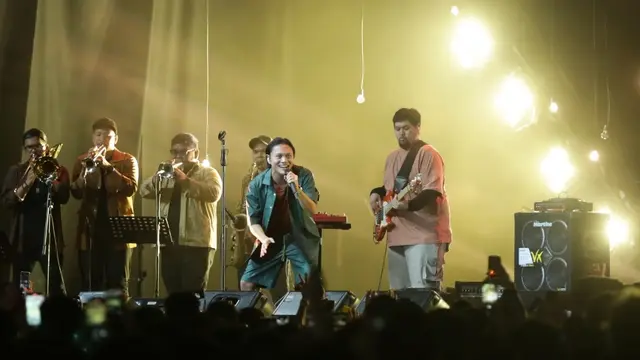 [Fimela] Penampilan Rizky Febian di BNI Java Jazz Festival 2022