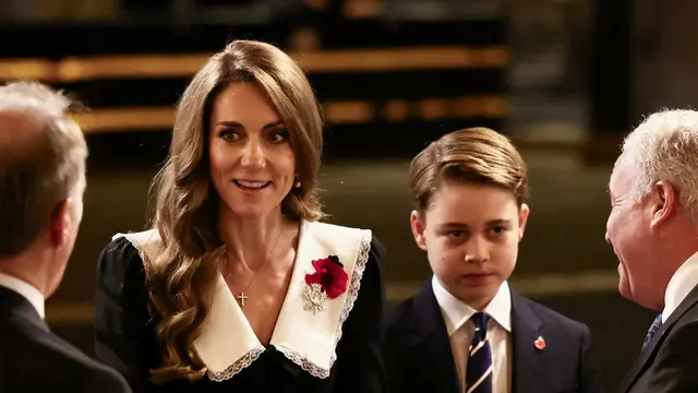Pangeran William Larang 3 Anaknya Miliki Ponsel, Diprotes Pangeran George