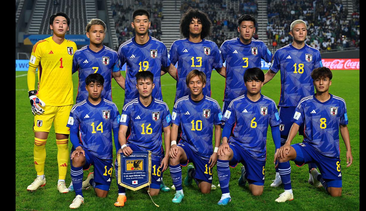 Starting XI pemain Timnas Jepang U-20 saat melawan Senegal pada laga pertama Grup C Piala Dunia U-20 2023 di Estadio Unico Diego Armando Maradona stadium in La Plata, Argentina, on May 21, 2023. (AFP/Luis Robayo)
