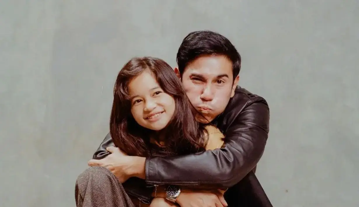 6 Momen Kedekatan Vino G. Bastian dan Graciella Abigail, Ayah Anak di Miracle In Cell No. 7 (IG/graciellaabigail.fans)