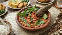 Cara Membuat Sambal Kemangi Terasi, Bikin Nagih dan Nambah Nasi