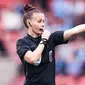 Rebecca Welch akan menjadi wasit perempuan pertama yang memimpin pertandingan Liga Inggris. (dok, Premier League)