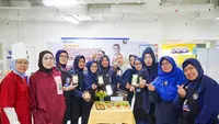 Buat Ibu-Ibu Pinang Ranti Jaktim Berdaya, Sandiaga Uno Gelar Pelatihan Bikin Makanan