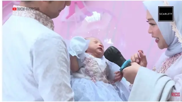11 Momen Aqiqah Anak Ria Ricis dan Teuku Ryan, Umumkan Nama Sang Putri