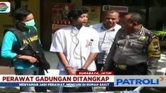 Selain mengenakan kostum perawat, ia juga kerap membawa peralatan kesehatan.