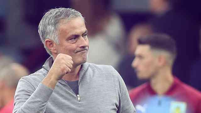 Hindari Pajak di Spanyol, Mourinho Dihukum Penjara 1 Tahun