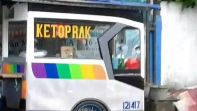 9 Potret Nyeleneh Desain Gerobak Jualan, Bentuknya Mirip Bus