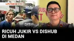 Video ricuh antara juru parkir liar dan petugas Dinas Perhubungan Kota Medan, viral. Ada satu petugas Dishub Kota Medan terluka dan dirawat. Polisi masih mencari juru parkir yang diduga menganiaya petugas Dishub Kota Medan.