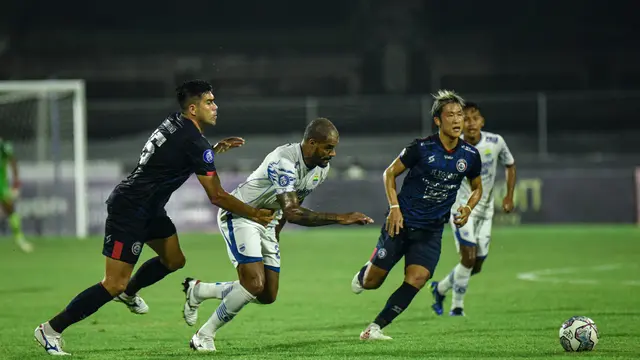 Foto: Dramatis, Bruno Cantanhede Bawa Persib Bandung Taklukkan Arema FC di BRI Liga 1
