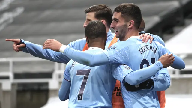 FOTO: Ferran Torres Cetak Hattrick, Manchester City Tundukkan Newcastle United 4-3 - Ferran Torres
