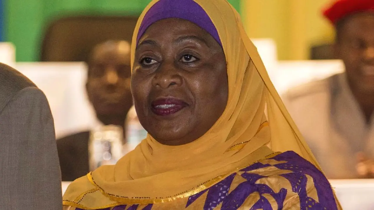 Wakil Presiden Samia Suluhu Hasan menggantikan Presiden Tanzania John Magufuli yang meninggal dunia.