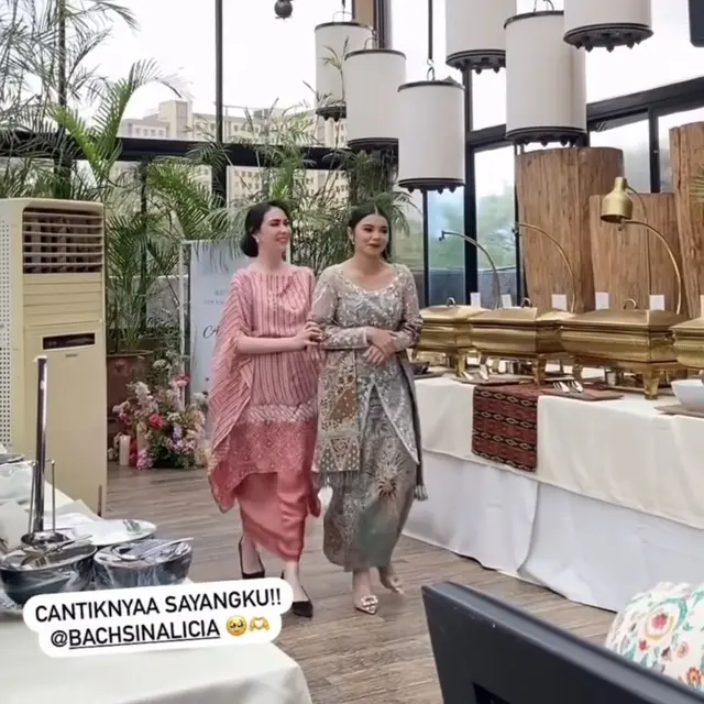 Alicia Bachsin Adik Bungsu Arumi Bachsin lamaran.