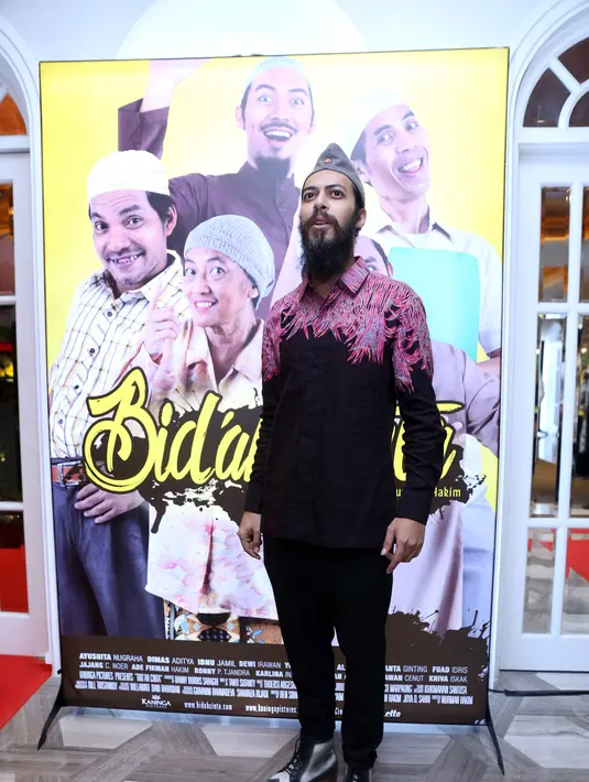 Pemeran usatd Jaiz dalam film Bid'ah Cinta itu juga membantah kalau selama ini mengikuti paham tertentu. Bahwa ini jenggot hanya sebagai kepuasan belaka. (Nurwahyunan/Bintang.com)