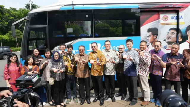 Bank Indonesia (BI) bersama Penyedia Jasa Pembayaran (PJP), dan Perum DAMRI melakukan uji coba penerapan QRIS Tap