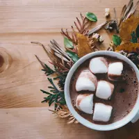 es cokelat | pexels.com/@brigitte-tohm-36757