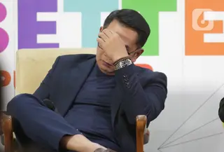 Ridwan Kamil saat menghadiri acara Climate Talk, Bisnis Karbon, Solusi Atau Perangkap Bagi Indonesia di gedung KLY Jakarta, Rabu 26 Februari 2025. (Liputan6.com/Helmi Fithriansyah)