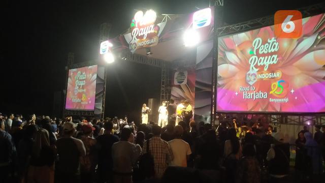 Pesta Raya Indosiar menghibur masyarakat Banyuwangi (Hermawan Arifianto)