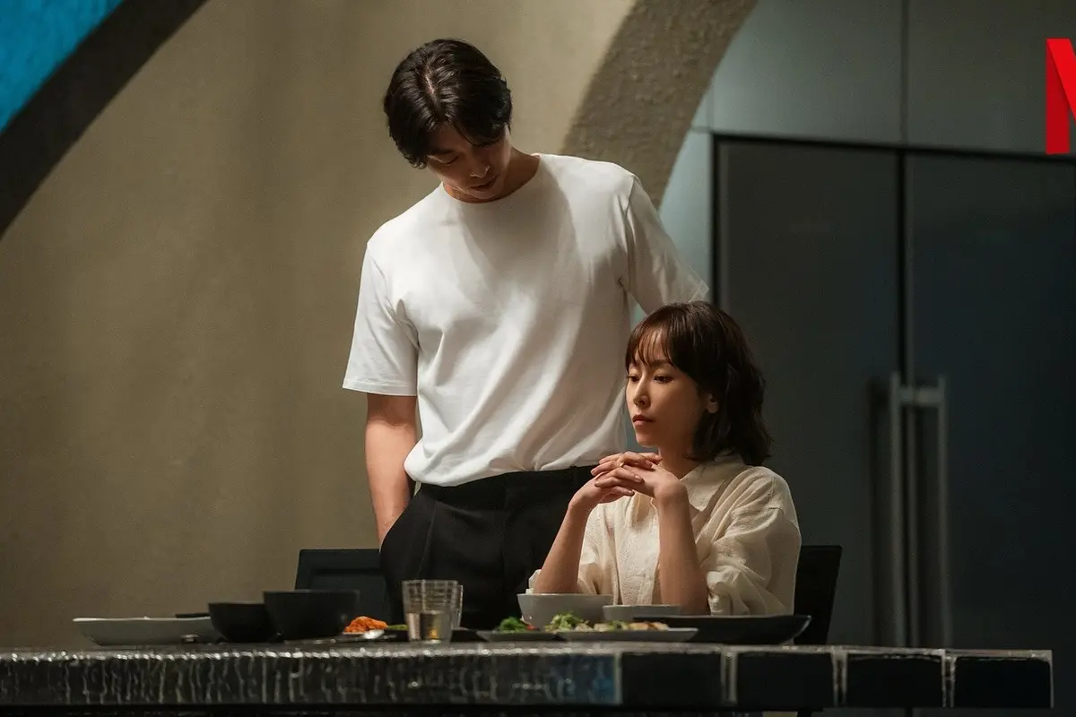 The Trunk - Seo Hyun Jin dan Gong Yoo