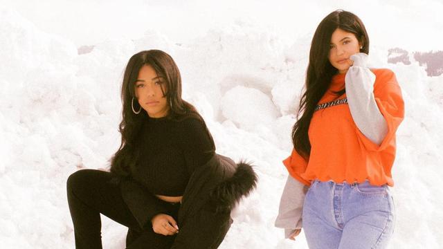 [Bintang] Jordyn Woods - Kylie Jenner
