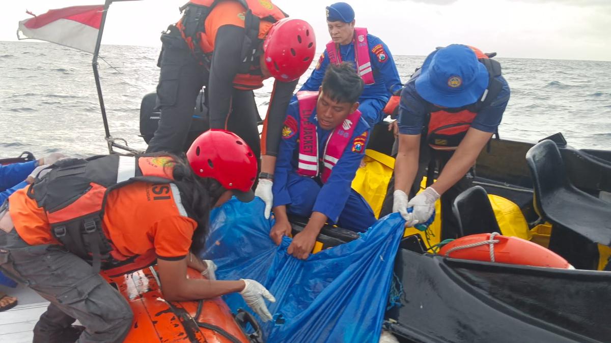 2 Jenazah Baru Korban KMP Tunu Pratama Jaya Ditemukan di Pantai Muncar Banyuwangi