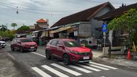 Peduli Keselamatan Berkendara, Honda Revitalisasi Marka Jalan dan Rambu Lalu Lintas di Bali