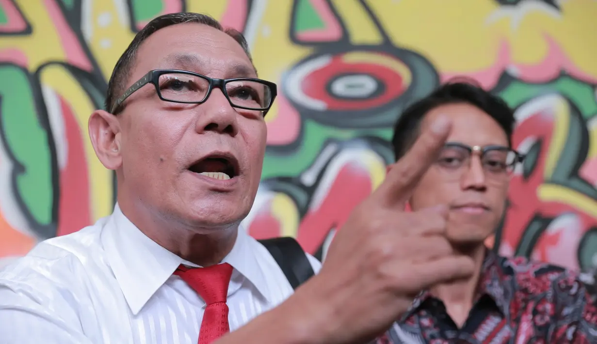 Terkait kabar simpang siur tentang Mario Teguh tersebut, Ferry merasa ada yang harus diluruskan. Ini agar tidak terjadi pembohongan publik di satu pihak. (Adrian Putra/Bintang.com)