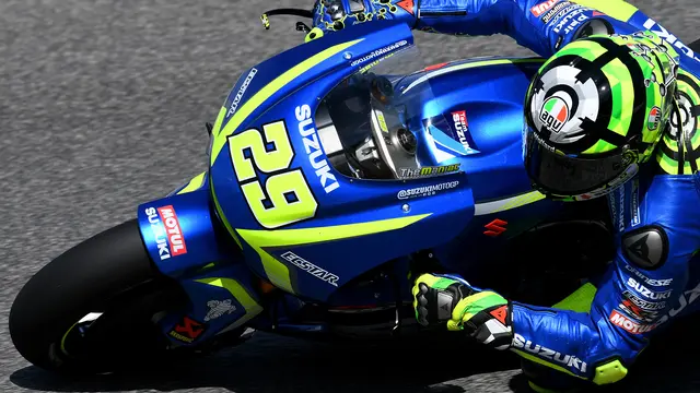 Pembalap Suzuki, Andrea Iannone 
