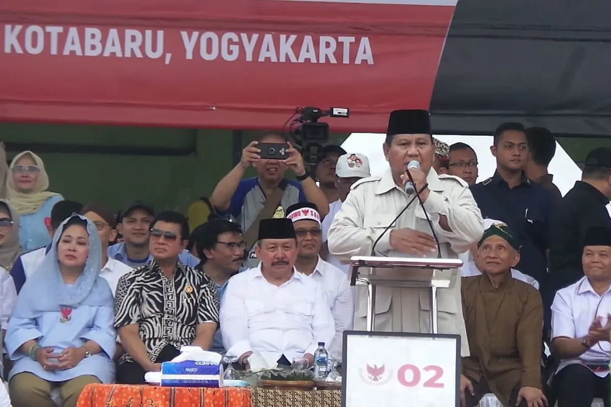 Calon presiden nomor urut 02, Prabowo Subianto berkampanye di Stadion Kridosono Yogyakarta, Senin (8/4/2019).