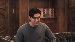 Choi Siwon akan memainkan peran chaebol generasi ketiga bernama Park Jin Tae yang terlahir dengan sendok perak. Park Jin Tae adalah anak kedua dari Tae Gang Group, sebuah perusahaan yang didirikan oleh kakeknya. (Foto: TVING)