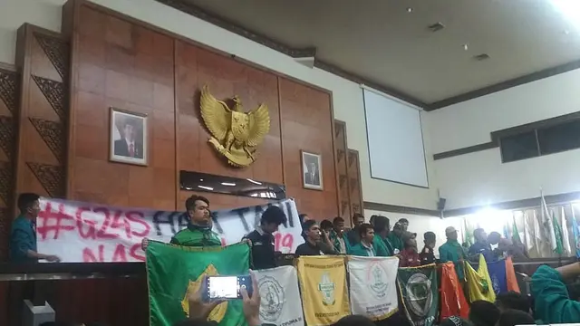 Gelombang demonstrasi menolak Rancangan Undang-Undang (RUU) yang dinilai bermasalah juga muncul di Aceh (Liputan6.com/Rino Abonita)