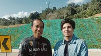 Atta Halilintar diajak Presiden Jokowi sidak ke Ibu Kota Nusantara alias IKN di Kalimantan. Ia bersyukur bisa ngopi dan makan nasi goreng bareng RI-1. (Foto: Dok. Instagram @attahalilintar)