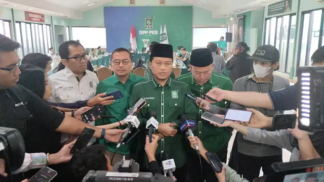 Ketua Dewan Pimpinan Wilayah Partai Kebangkitan Bangsa Jawa Tengah, Yusuf Chudlori atau Gus Yusuf mengatakan Ketua Umum (Ketum) Muhaimin Iskandar atau Cak Imin dipingit tak boleh bicara soal Pilpres 2024.